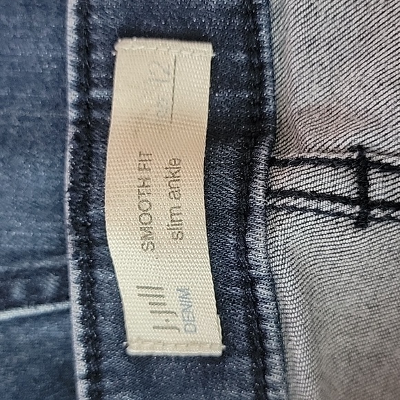 J JILL SMOOTH FIT  SLIM ANKLE JEANS/ 12. - Picture 3 of 9